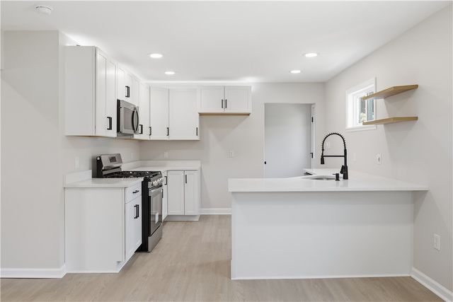 2 Frick St, Charleroi Boro, PA 15432