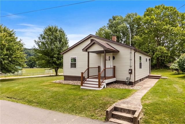 2 Frick St, Charleroi Boro, PA 15432