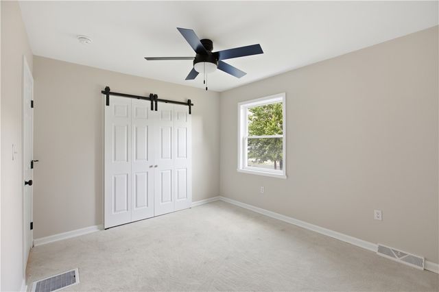 2 Frick St, Charleroi Boro, PA 15432