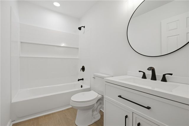 2 Frick St, Charleroi Boro, PA 15432