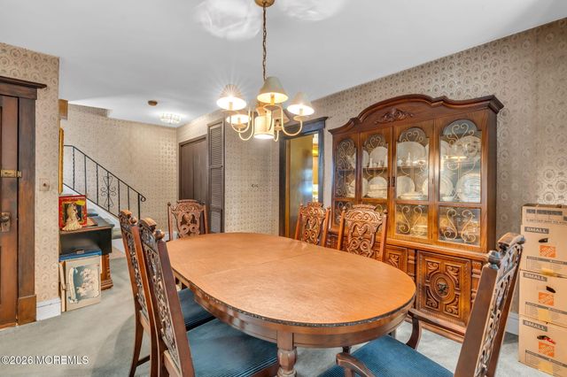 184 Green Street, Woodbridge, NJ 07095