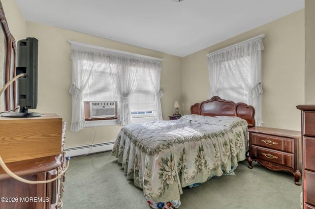 184 Green Street, Woodbridge, NJ 07095