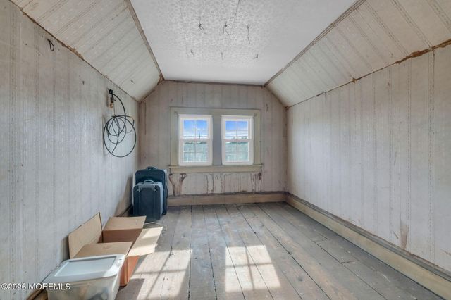 184 Green Street, Woodbridge, NJ 07095