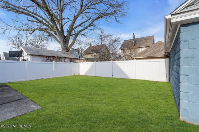 184 Green Street, Woodbridge, NJ 07095