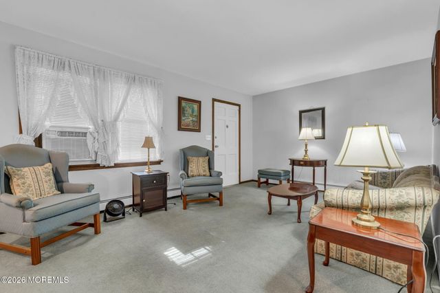 184 Green Street, Woodbridge, NJ 07095