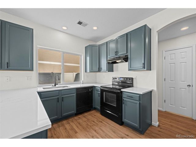 18605 E 47th Ave, Denver, CO 80249