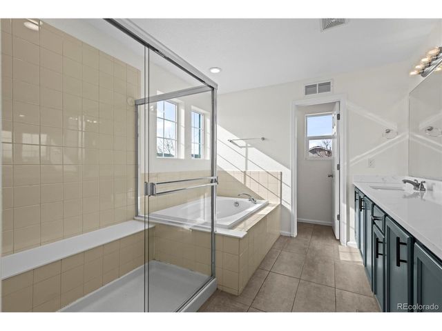 18605 E 47th Ave, Denver, CO 80249