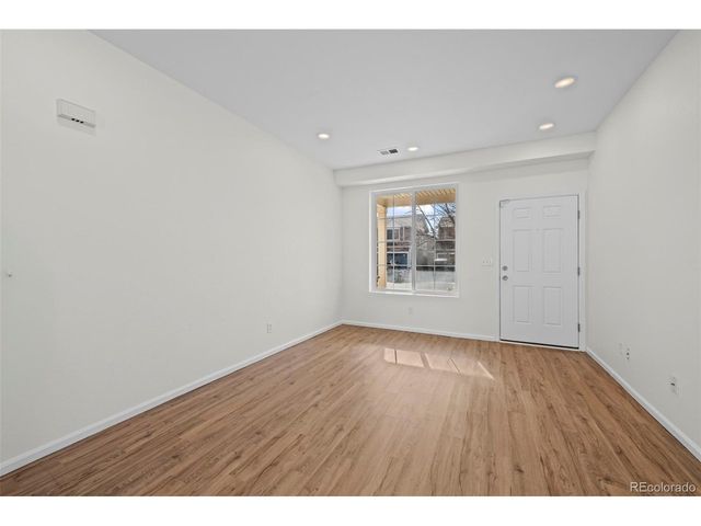 18605 E 47th Ave, Denver, CO 80249