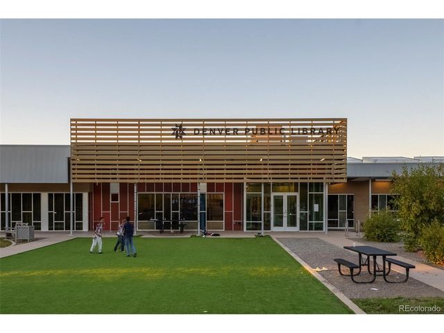 18605 E 47th Ave, Denver, CO 80249