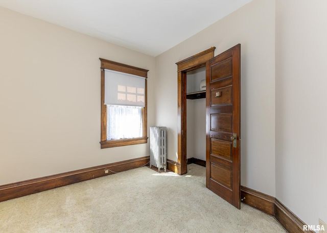 1440 12TH Street, Moline, IL 61265