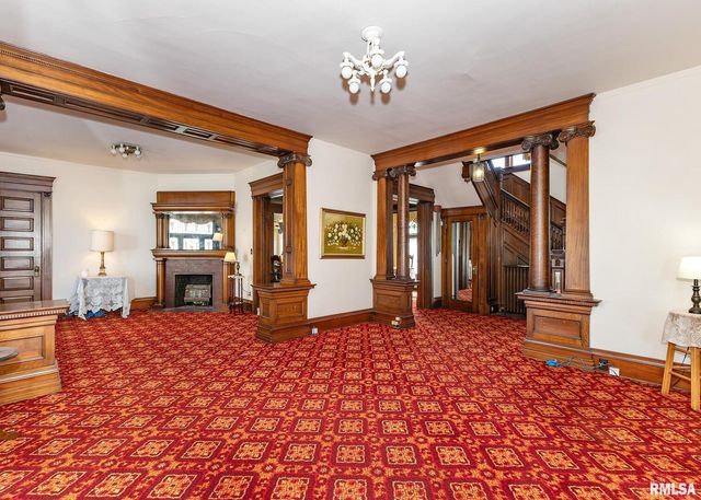 1440 12TH Street, Moline, IL 61265