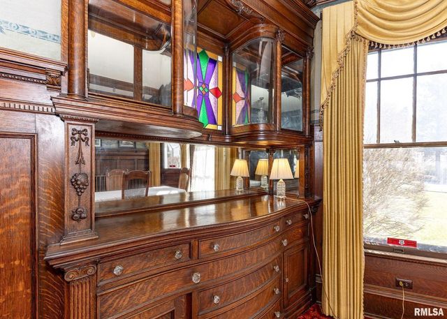 1440 12TH Street, Moline, IL 61265