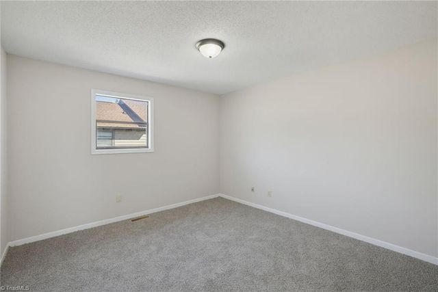 340 Vista Circle, Winston-salem, NC 27106