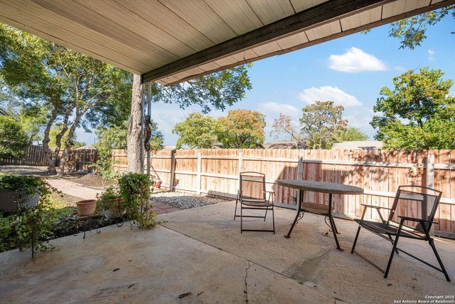 8423 Clear Meadow, Converse, TX 78109