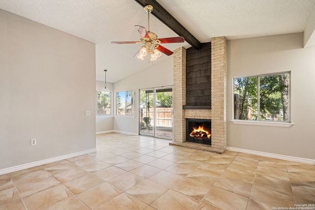 8423 Clear Meadow, Converse, TX 78109