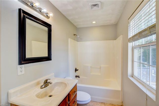1518 Melrose PW, Norfolk, VA 23508
