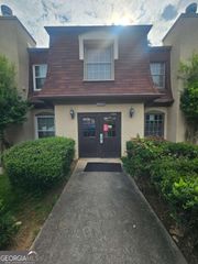 74 Place Fontaine, Lithonia, GA 30038