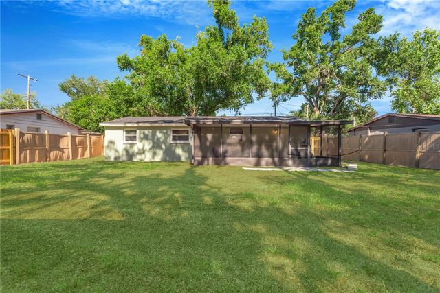 3820 BEECHWOOD BOULEVARD, Tampa, FL 33619