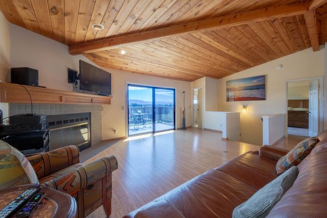17220 Garlen Court, Salinas, CA 93907