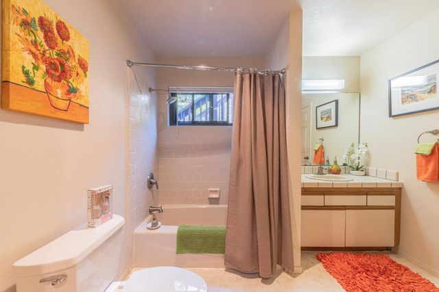 17220 Garlen Court, Salinas, CA 93907