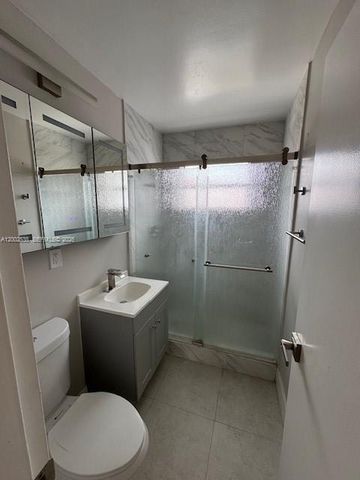 1601 N 68th Ter, Hollywood, FL 33024