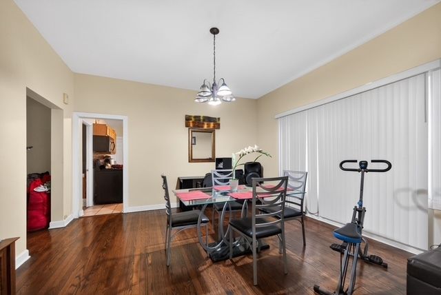 1207 N 16th Avenue, Melrose Park, IL 60160