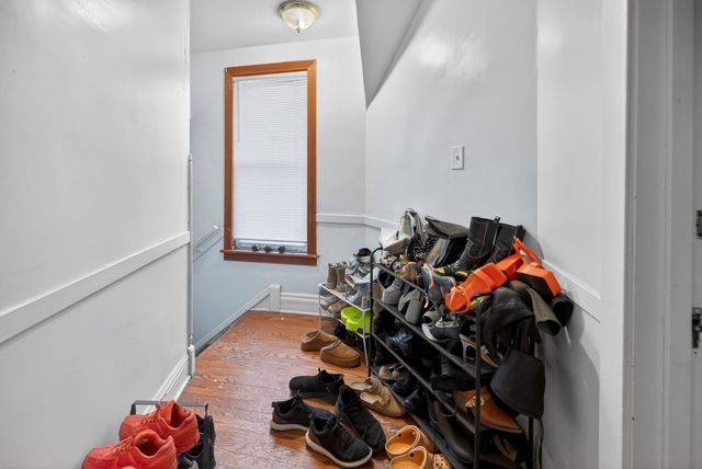 1207 N 16th Avenue, Melrose Park, IL 60160