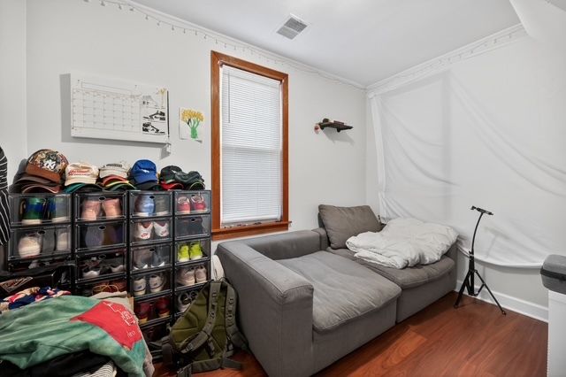 1207 N 16th Avenue, Melrose Park, IL 60160