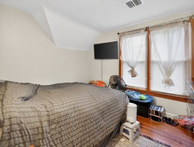 1207 N 16th Avenue, Melrose Park, IL 60160