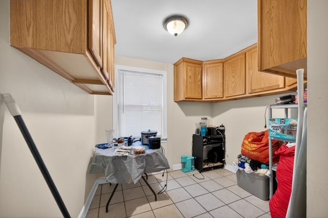 1207 N 16th Avenue, Melrose Park, IL 60160