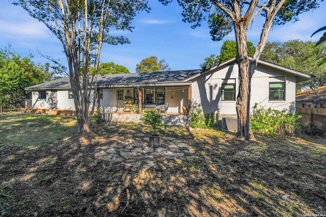 115 W TANGLEWOOD DR, New Braunfels, TX 78130