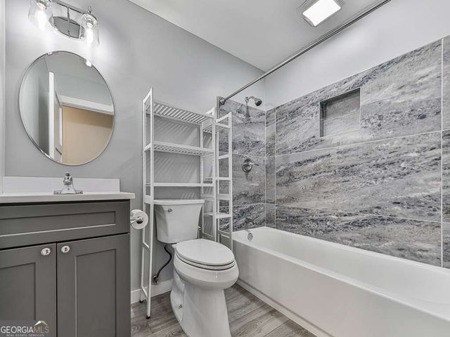 2406 Pine Drive, Kennesaw, GA 30152