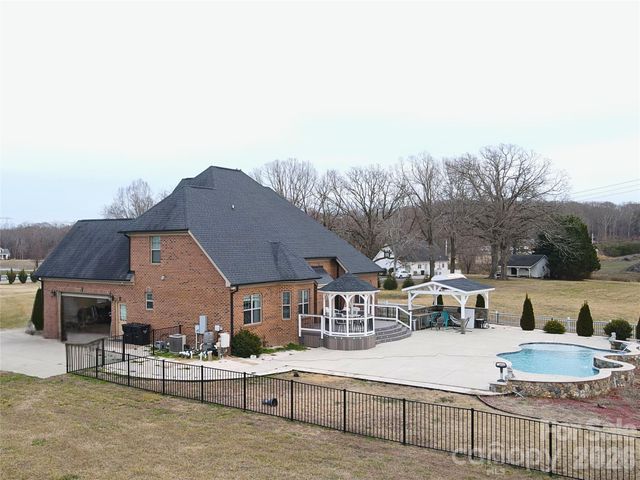 3605 Crow Road, Monroe, NC 28112