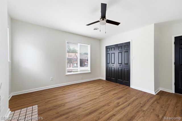 17553 Roselawn Street, Detroit, MI 48221