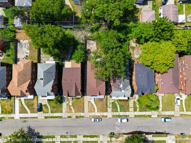 17553 Roselawn Street, Detroit, MI 48221