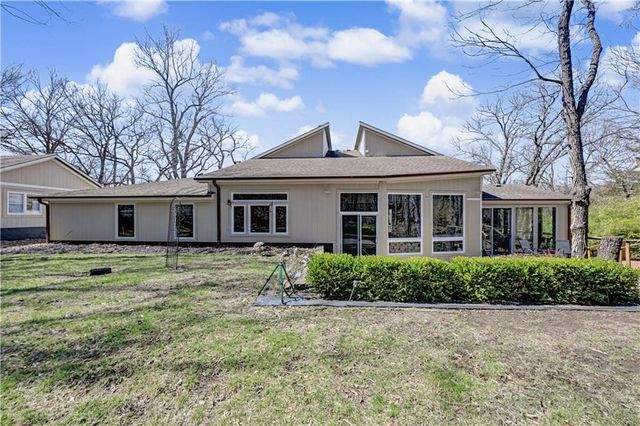 52 G Street, Lake Lotawana, MO 64086
