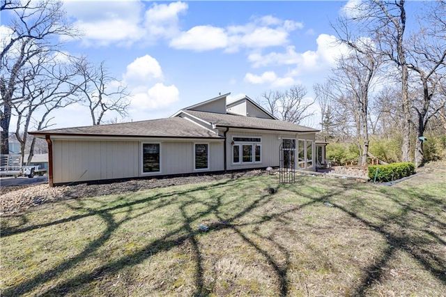 52 G Street, Lake Lotawana, MO 64086