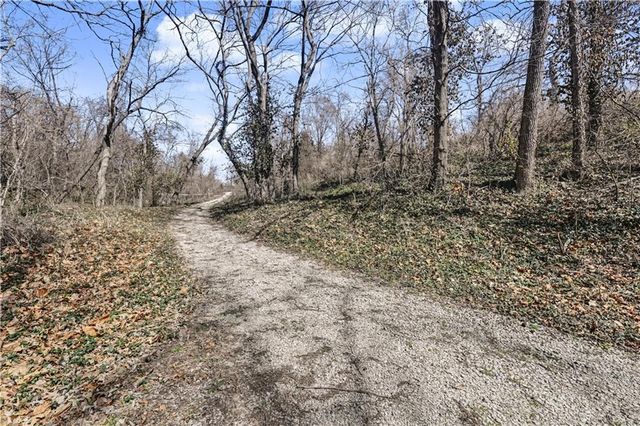 52 G Street, Lake Lotawana, MO 64086