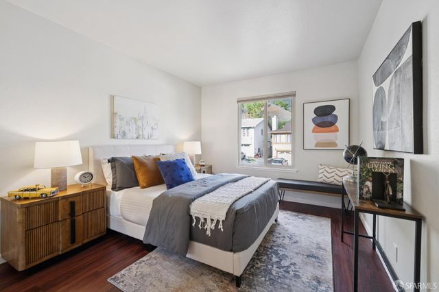 1 Cape Breton Court, Pacifica, CA 94044