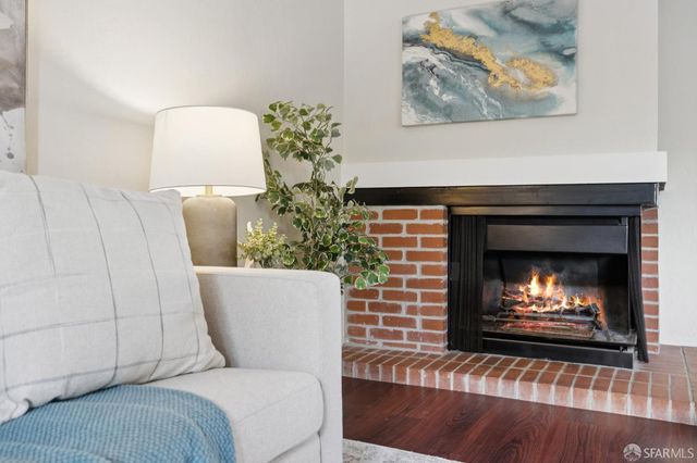 1 Cape Breton Court, Pacifica, CA 94044