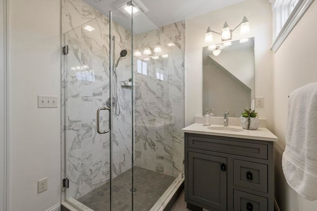 16 Hastings Rd, Lexington, MA 02421