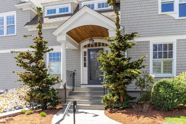 16 Hastings Rd, Lexington, MA 02421