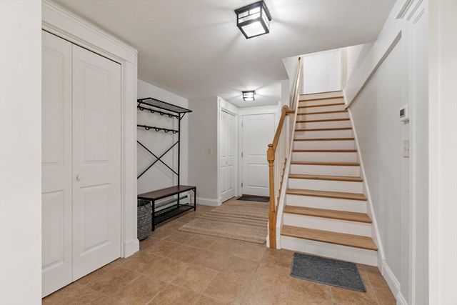 16 Hastings Rd, Lexington, MA 02421
