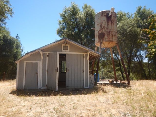 4017 Bright Hope Mine Rd, Placerville, CA 95667