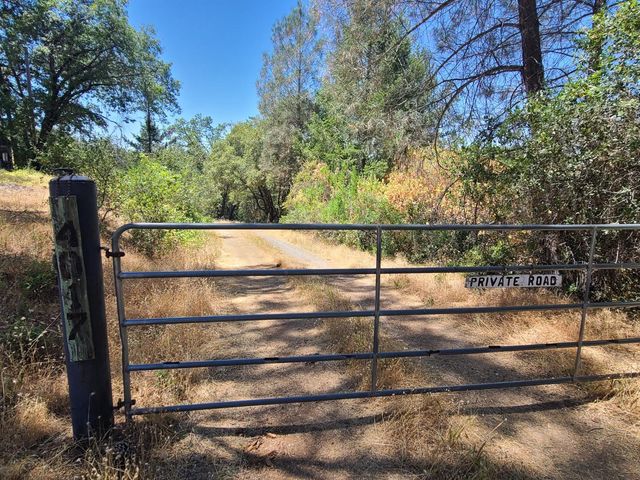 4017 Bright Hope Mine Rd, Placerville, CA 95667