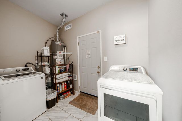 6364 N San Pablo Avenue, Fresno, CA 93704