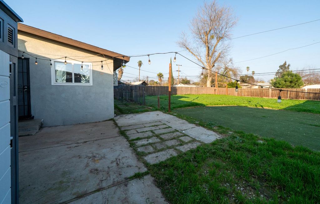 Image 19 of property listing at 6364 N San Pablo Avenue, Fresno, CA 93704