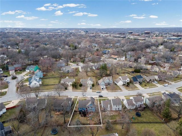 11445 Lowell Avenue, Overland Park, KS 66210