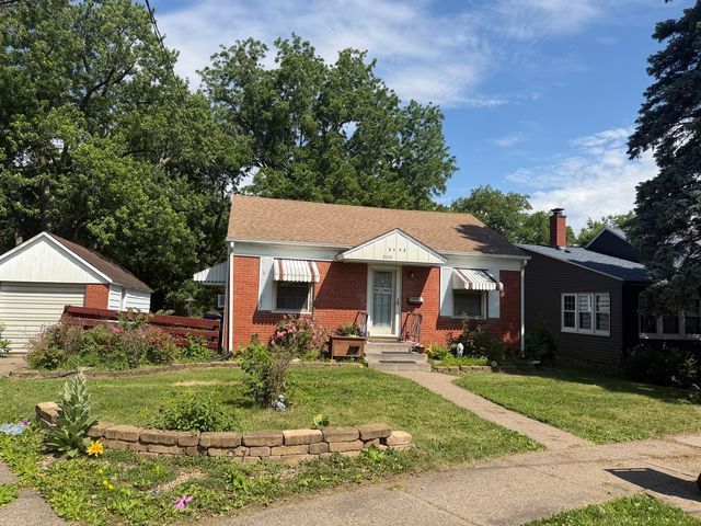 2172 Frisco Drive, Davenport, IA 52804