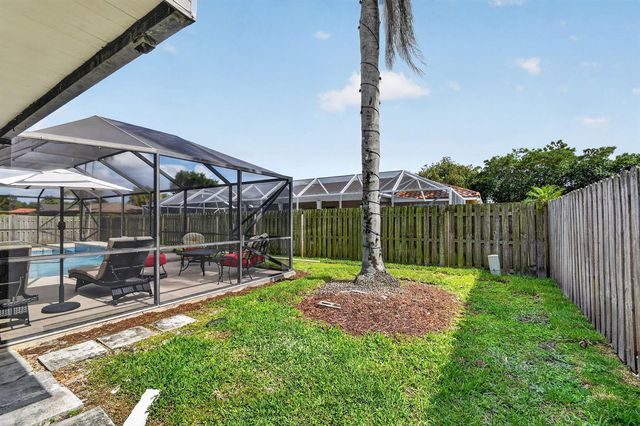 12260 Old Country Road S, Wellington, FL 33414